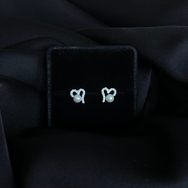 Pearly Hearts - Image 2